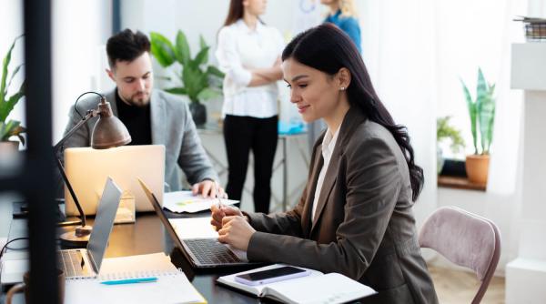 p software hr solutia digitala prin care optimizezi procesele de resurse umane