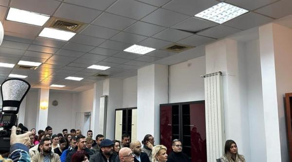 A fost lansat proiectul „Tinerii Voluntari Umaniști”