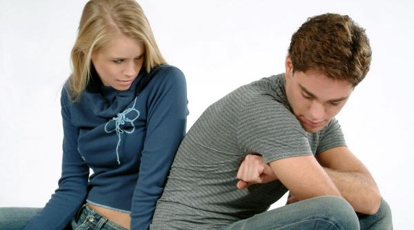 3 zodii suferinta dragoste aprilie 2024