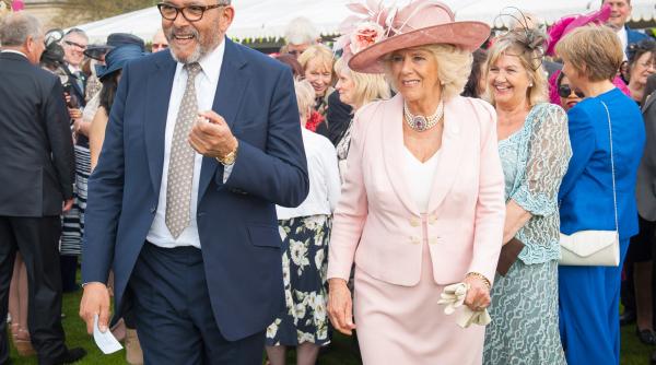 regele charles camilla cancer tratament