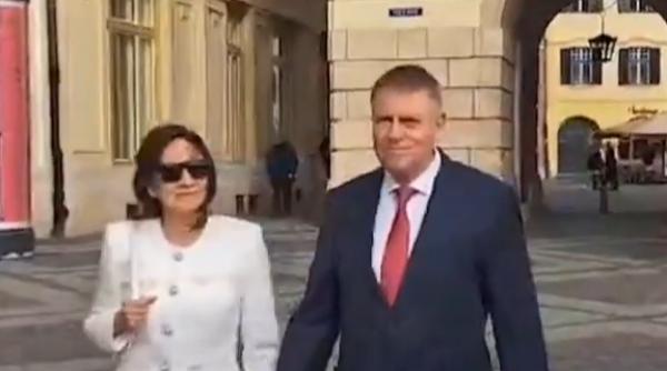 klaus iohannis slujba biserica prima zi pasti catolic