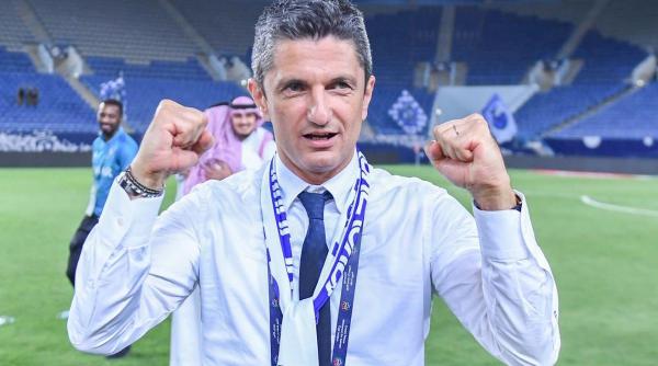 razvan lucescu paok salonik conduce clasament grecia