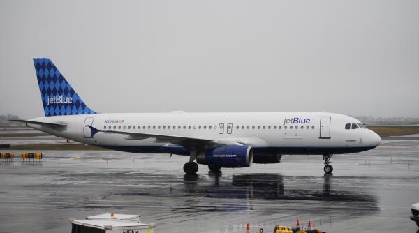 pista aterizare aeroport