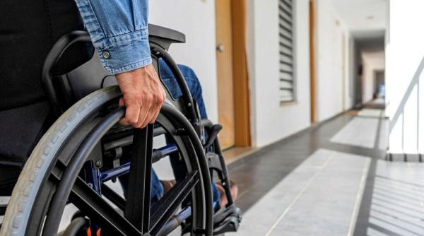 pensie invaliditate handicap cas