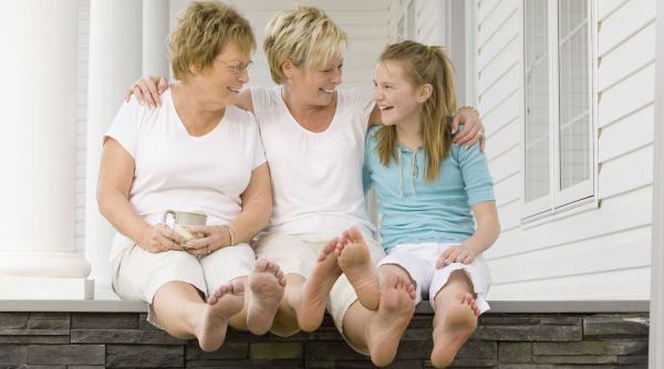 trei zodii triplu noroc aprilie 2024 bani dragoste cariera