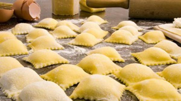 coltunasi ravioli piroste plimbare retetarele vremuri