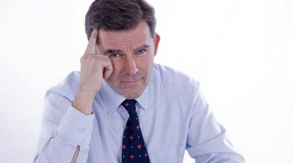 angajati nefericiti performanta scazuta job demisii