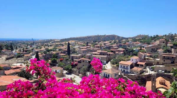 cipru bijuterie insula sfintilor top destinatie romani