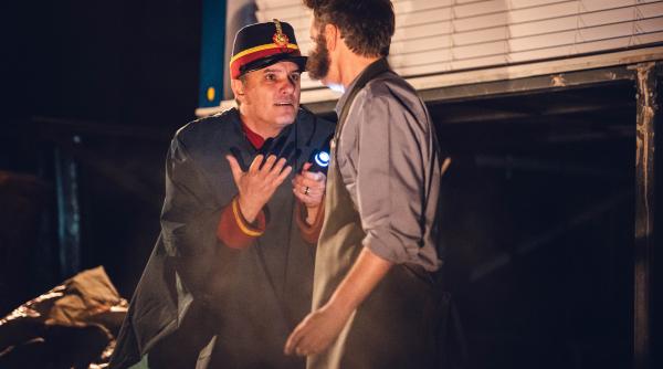 premiera teatrului de comedie o noapte furtunoasa