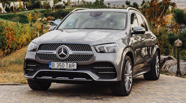 masina computerizat auto