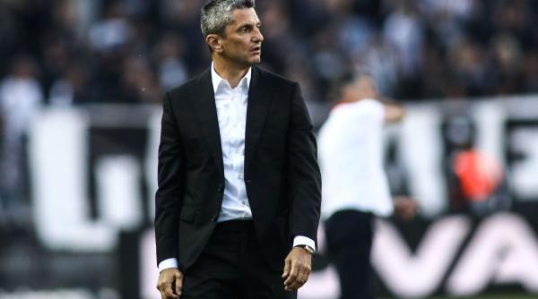 razvan lucescu la un punct distanta de castigarea campionatului in grecia