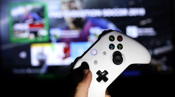 bonus urias angajati companie