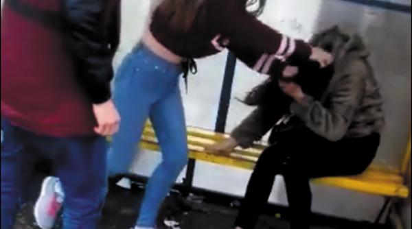 eleve bataie penal politisti