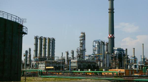 investitie rafinarie petromidia