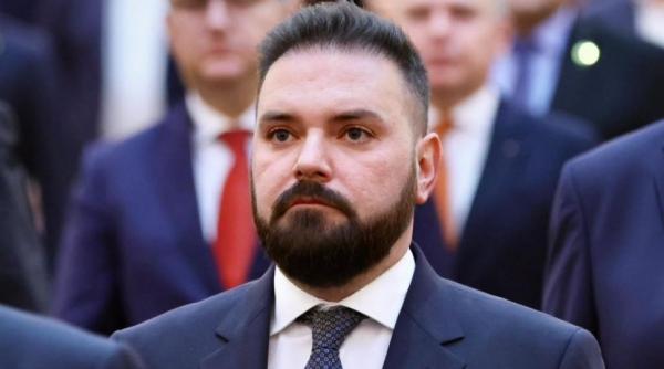 vlad popescu piedone il desfiinteaza pe vigheciu dupa ce social democratul a spus ca sectorul 5 este cel mai sarac voi psd l ati nenorocit din 90 pana in 2020
