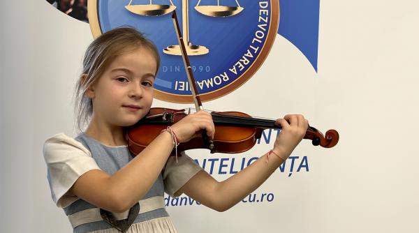 xenia cambrea 100 tineri fundatia dan voiculescu dezvoltarea romanie