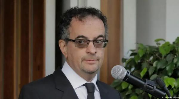 ambasador marea britanie mexic demis indreptat arma angajat ambasada