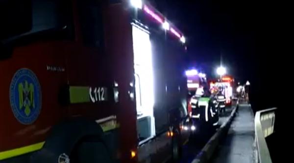 tir cazut dunare sofer decedat