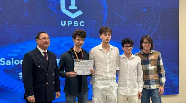 planeta marte mai aproape datorita tinerilor romani din proiectul dust to bloom elevii inscrisi in campania fundatiei dan voiculescu pentru dezvoltarea romaniei uimesc comunitatea stiintifica internationala