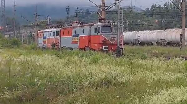 locomotiva luat foc langa statia petrosani