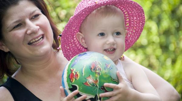 minge sau mingie forma corecta limba romana