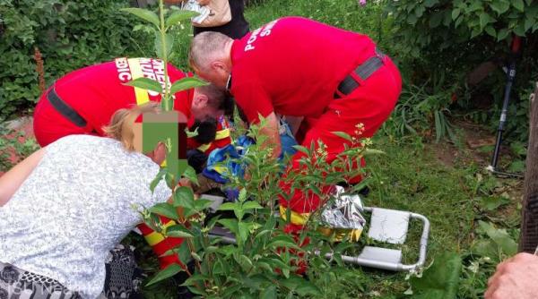 fetita salvata fantana
