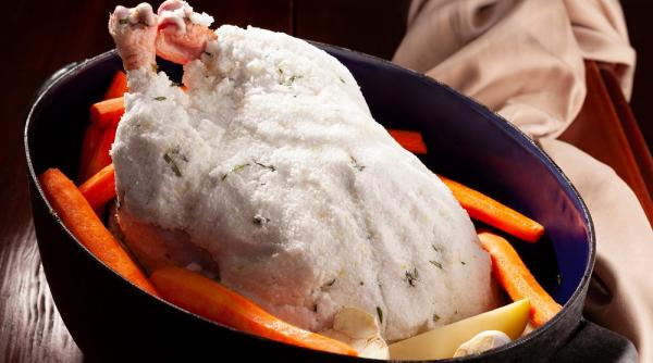 pui gatit feluri crusta sare sticla punga hartie retete