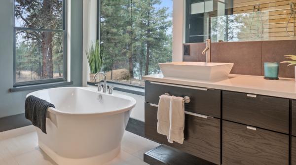 cada freestanding rafinament si eleganta pentru baia ta