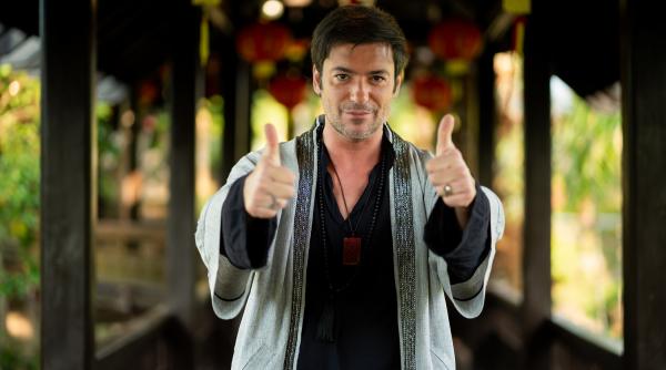 premiera la insula iubirii in cel de al optulea sezon al reality show ului de la antena 1 partenerii au fost despartiti fara sa apuce sa isi ia ramas bun