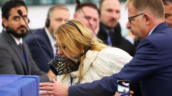 psihologul gabriel diaconu diana sosoaca evacuare tribuna parlamentului european