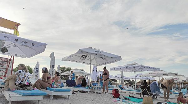 apele romane sezlonguri hotel sesizari