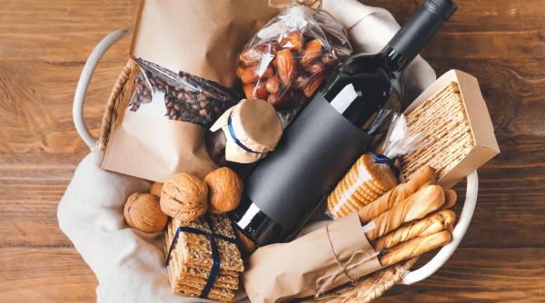 chiar poti sa daruiesti cosuri cadou in orice ocazie afla acum