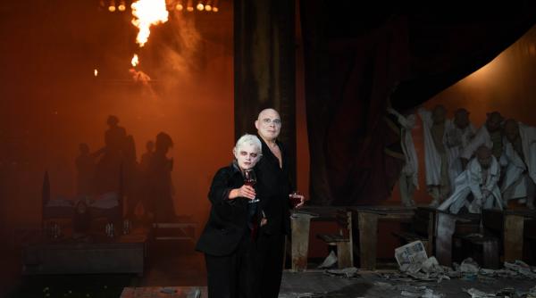 stagiunea de toamna la teatrul national radu stanca sibiu incepe cu faust si unchiul vanea