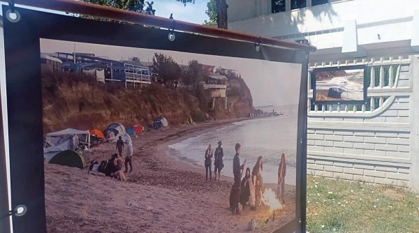 spectacol aviatic filme aer liber expozitii turisti litoral