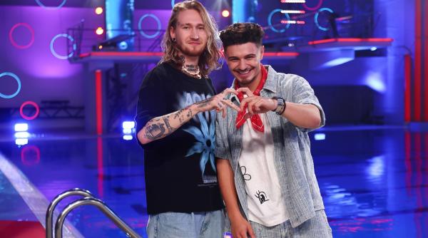 alex furman si dj deny act de curaj in cea mai noua editie splash vedete la apa joi de la 20 30 la antena 1 sarim si din elicopter daca e nevoie