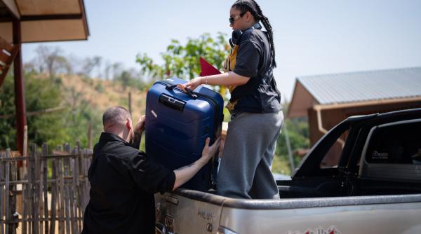 start fulgerator pe drumul zeilor in cursa asia express duminica aceasta la antena 1 concurentii au parte de cel mai greu inceput al aventurii din toate cele sapte sezoane