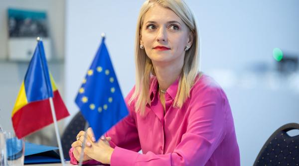 alina gorghiu tinuta magistrati grefieri uniforma militara