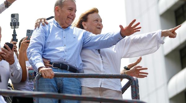 gonzalez oponentul maduro alegerile venezuela fugit spania