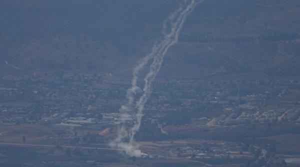 peste o suta de rachete au fost lansate din liban catre israel