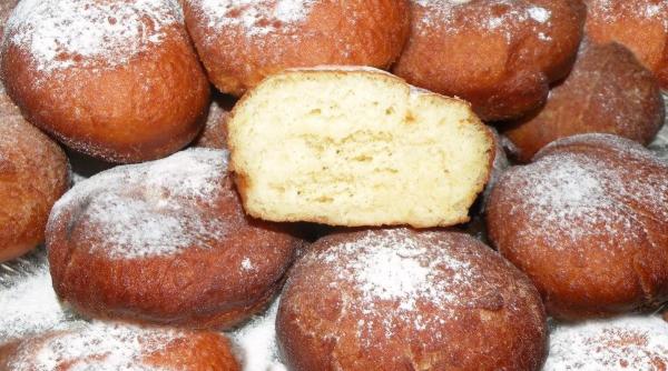 6 deserturi preferate de romani