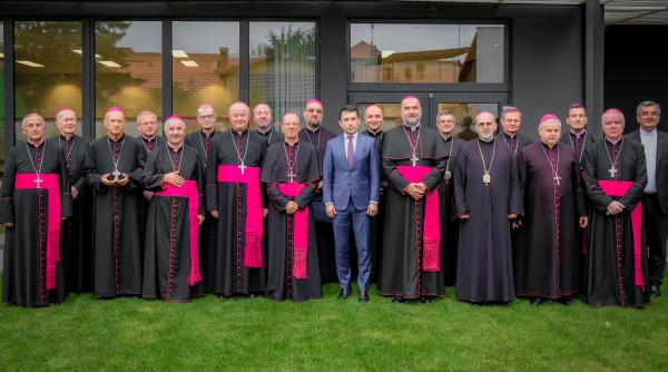 impreuna spre marele jubileu 2025 episcopii catolici din romania reuniti in sesiune plenara la timisoara