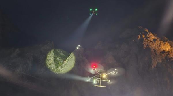 salvamontisti persoana blocata munte