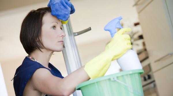 15 locuri din casa pe care toata lumea uita sa le curete