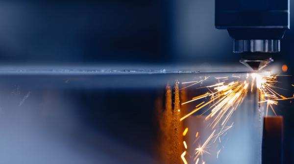 masini de debitat cu laser ce trebuie sa stii despre taierea in otel inoxidabil