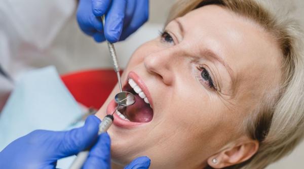 implanturi dentare sau punti dentare ce recomanda dr buza