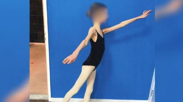 motiv halucinant adolescenta 17 ani infometata parinti