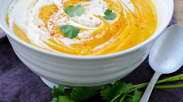 supa crema usturoi copt delicatesa toamnei incalzeste inima