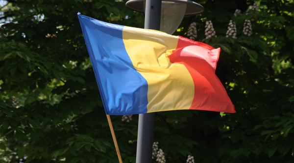 parlament vot lege strazi drapele