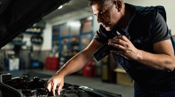 filtre si fluide auto principii de mentenanta esentiale pentru o performanta optima