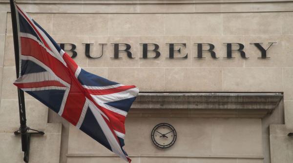 apusul gigantilor dupa 15 ani crestere bunuri lux scadere lvmh cartier burberry